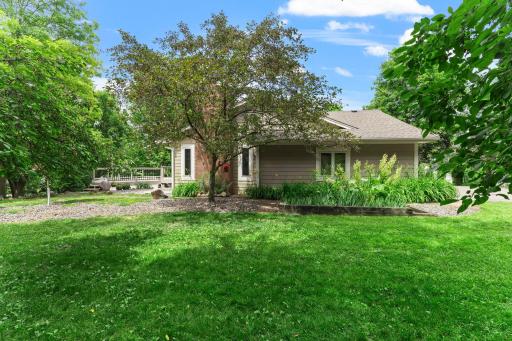 940 Trail Court, Eagan, MN 55123