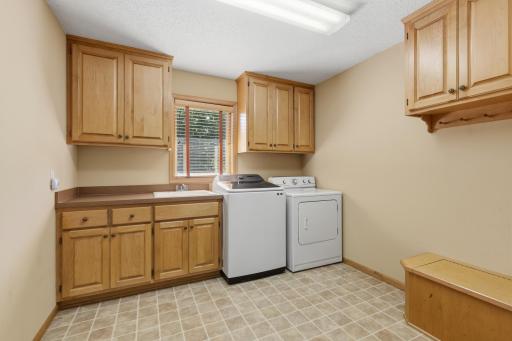9314 Peony Lane N, Maple Grove, MN 55311