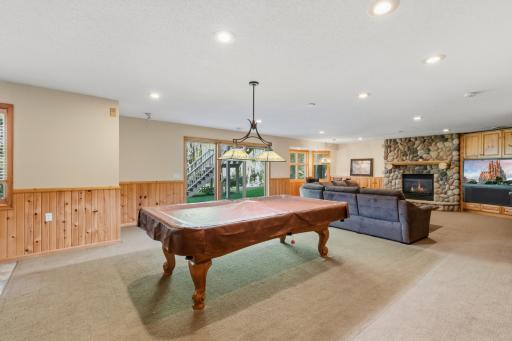 9314 Peony Lane N, Maple Grove, MN 55311
