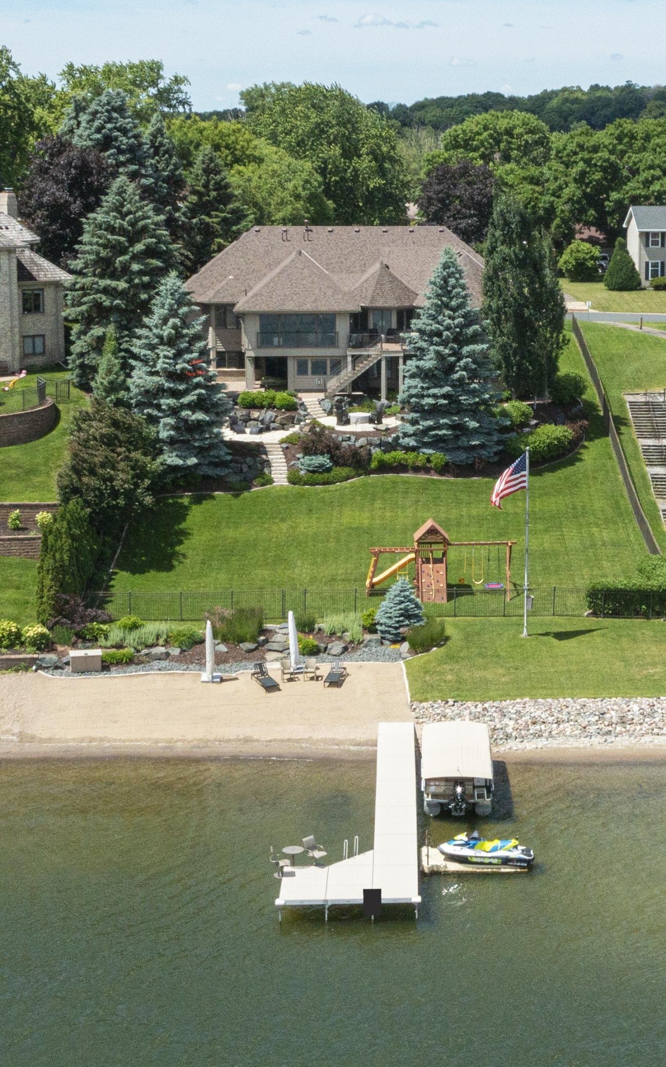 7998 Ithica Lane 3.jpg