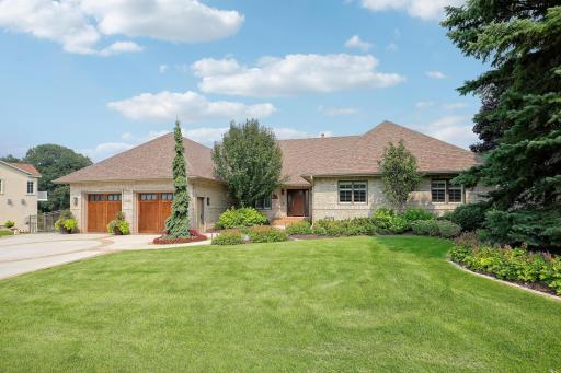 8710Photography-High-Resolution-7998-Ithaca-Lane-North-Maple-Grove-MN-55311-2.jpg