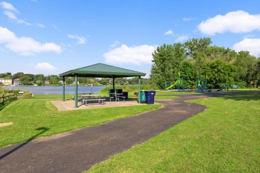 Enjoy trails that lead you right to Twin Lake Park.