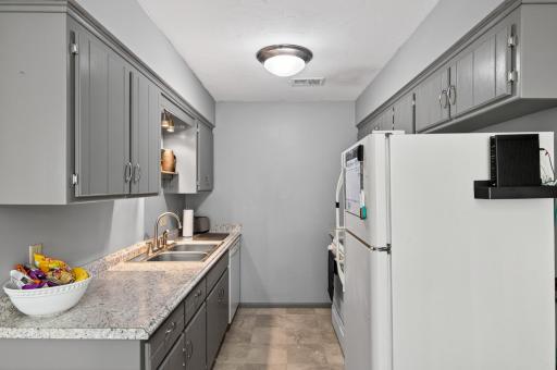 3060 109th Lane NW, 8, Coon Rapids, MN 55433