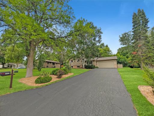 Photo for 10500 39th Avenue N, Plymouth, MN 55441 - listing #7144487 10500 39th Avenue N, Plymouth, MN 55441