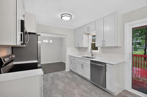 406 Centennial Drive, Roseville, MN 55113