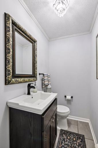 1620 Shadywood Road, Wayzata, MN 55391