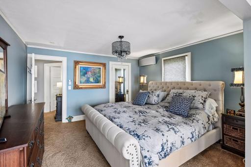 1620 Shadywood Road, Wayzata, MN 55391