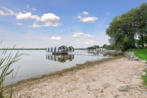 1620 Shadywood Road, Wayzata, MN 55391