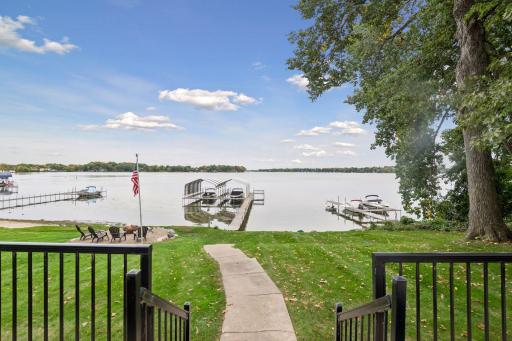 1620 Shadywood Road, Wayzata, MN 55391