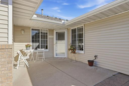 9412 Eagle Court, Monticello, MN 55362