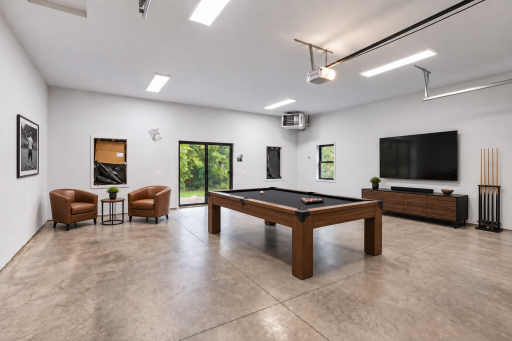 Luxury man cave heated outbuilding. Virtually staged photo