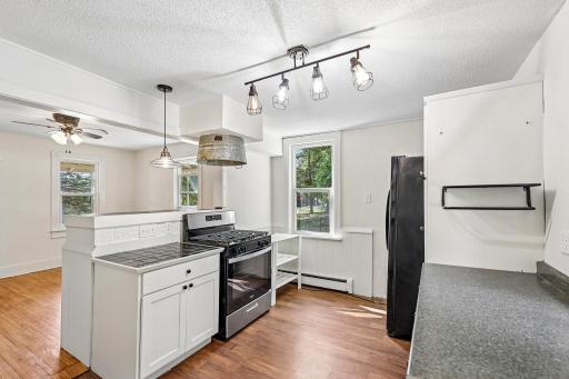 12-web-or-mls-Saint Croix Trl-S2807-021.jpg
