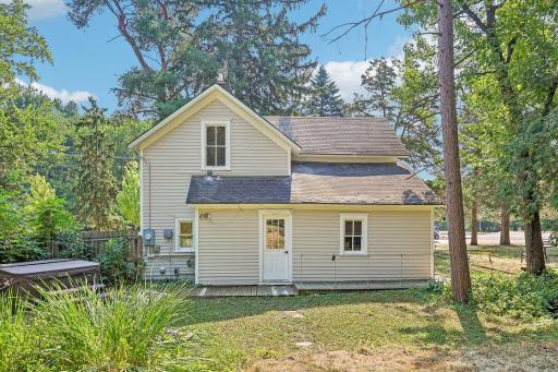 35-web-or-mls-Saint Croix Trl-S2807-061.jpg