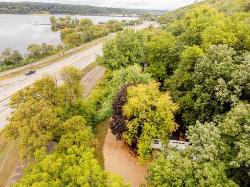 631 Front Street, Hudson, WI 54016