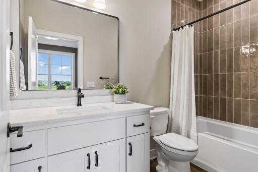 1053 Hart Lake Avenue, New Richmond, WI 54017