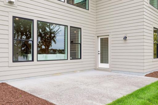 1053 Hart Lake Avenue, New Richmond, WI 54017