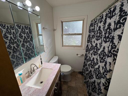 520 7th Street N, Breckenridge, MN 56520