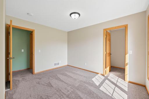 21_21340_Van_Buren21_mls.jpg