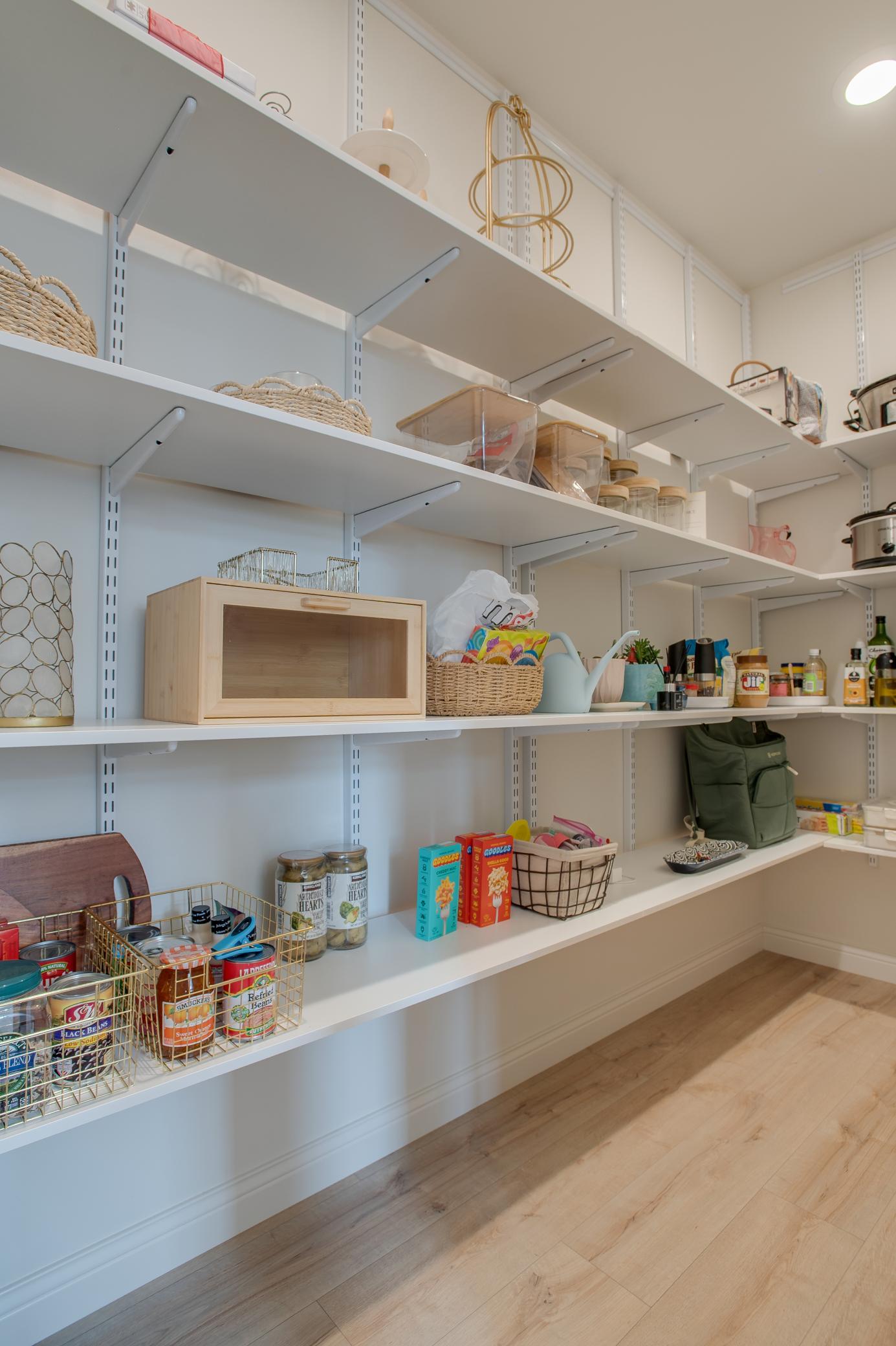Walk in Pantry