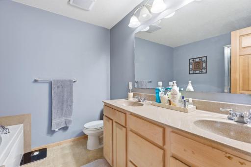 3395 Cherry Lane, A, Woodbury, MN 55129
