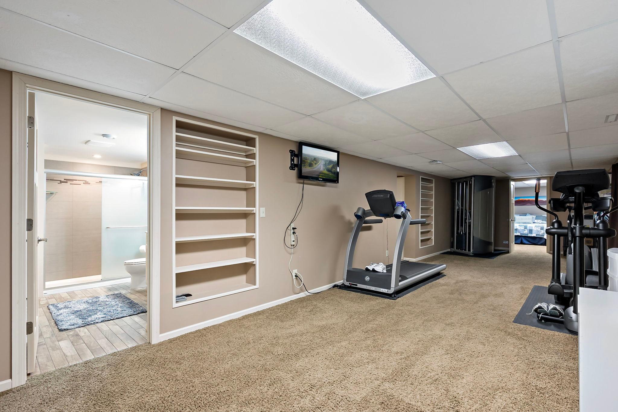 69-web-or-mls-112122 Haering Ln Chaska_0072.jpg