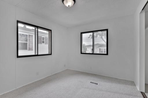 13100 318th Street, 112, Lindstrom, MN 55045