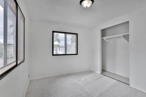 13100 318th Street, 112, Lindstrom, MN 55045