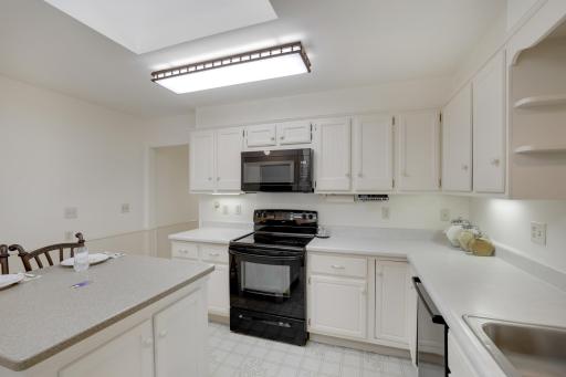 8710Photography-High-Resolution-611-Sheridan-Ave-Montevideo-MN-56265-22.jpg