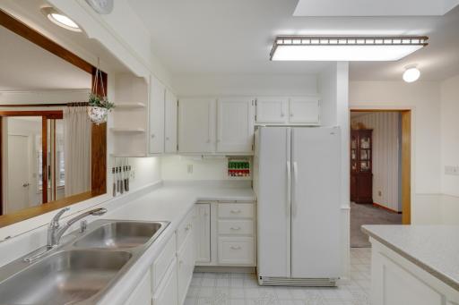8710Photography-High-Resolution-611-Sheridan-Ave-Montevideo-MN-56265-23.jpg