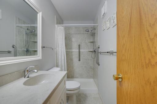 8710Photography-High-Resolution-611-Sheridan-Ave-Montevideo-MN-56265-44.jpg