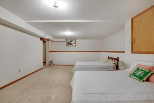 8710Photography-High-Resolution-611-Sheridan-Ave-Montevideo-MN-56265-62.jpg