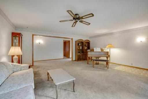 8710Photography-High-Resolution-611-Sheridan-Ave-Montevideo-MN-56265-15.jpg