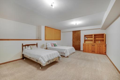 8710Photography-High-Resolution-611-Sheridan-Ave-Montevideo-MN-56265-61.jpg