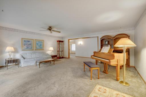 8710Photography-High-Resolution-611-Sheridan-Ave-Montevideo-MN-56265-14.jpg