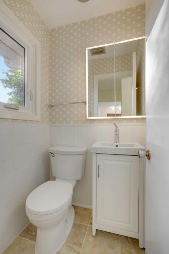8710Photography-High-Resolution-611-Sheridan-Ave-Montevideo-MN-56265-58.jpg