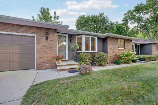 8710Photography-High-Resolution-611-Sheridan-Ave-Montevideo-MN-56265-10.jpg