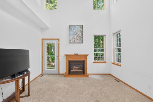8011 Everest Lane N, Maple Grove, MN 55311