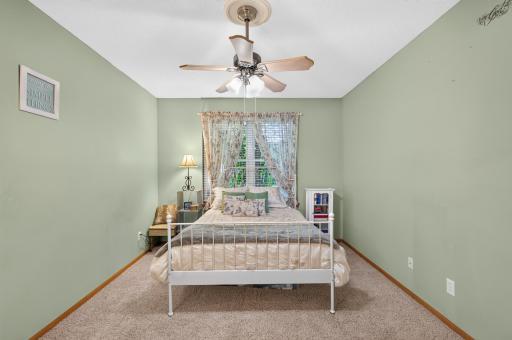 8011 Everest Lane N, Maple Grove, MN 55311