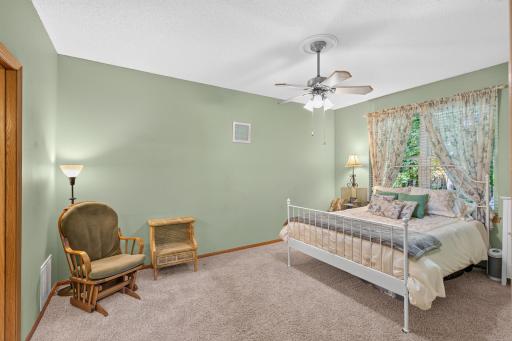8011 Everest Lane N, Maple Grove, MN 55311