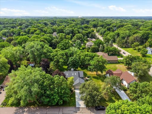 Aerial view of 15809 Nursery Dr, Minnetonka