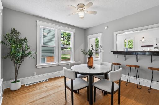 1047 5th Street E, Saint Paul, MN 55106