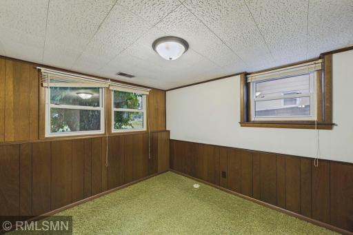 Lower level Den