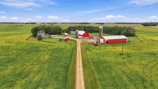 Classic 4-Square Home and Farmstead set up