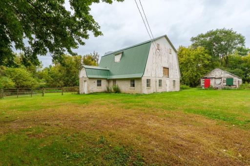 It wouldn't be a hobby farm without an old barn!