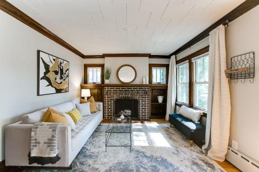 Living room with big windows â virtually staged