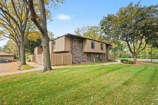 2531 Unity Avenue N, 253, Golden Valley, MN 55422