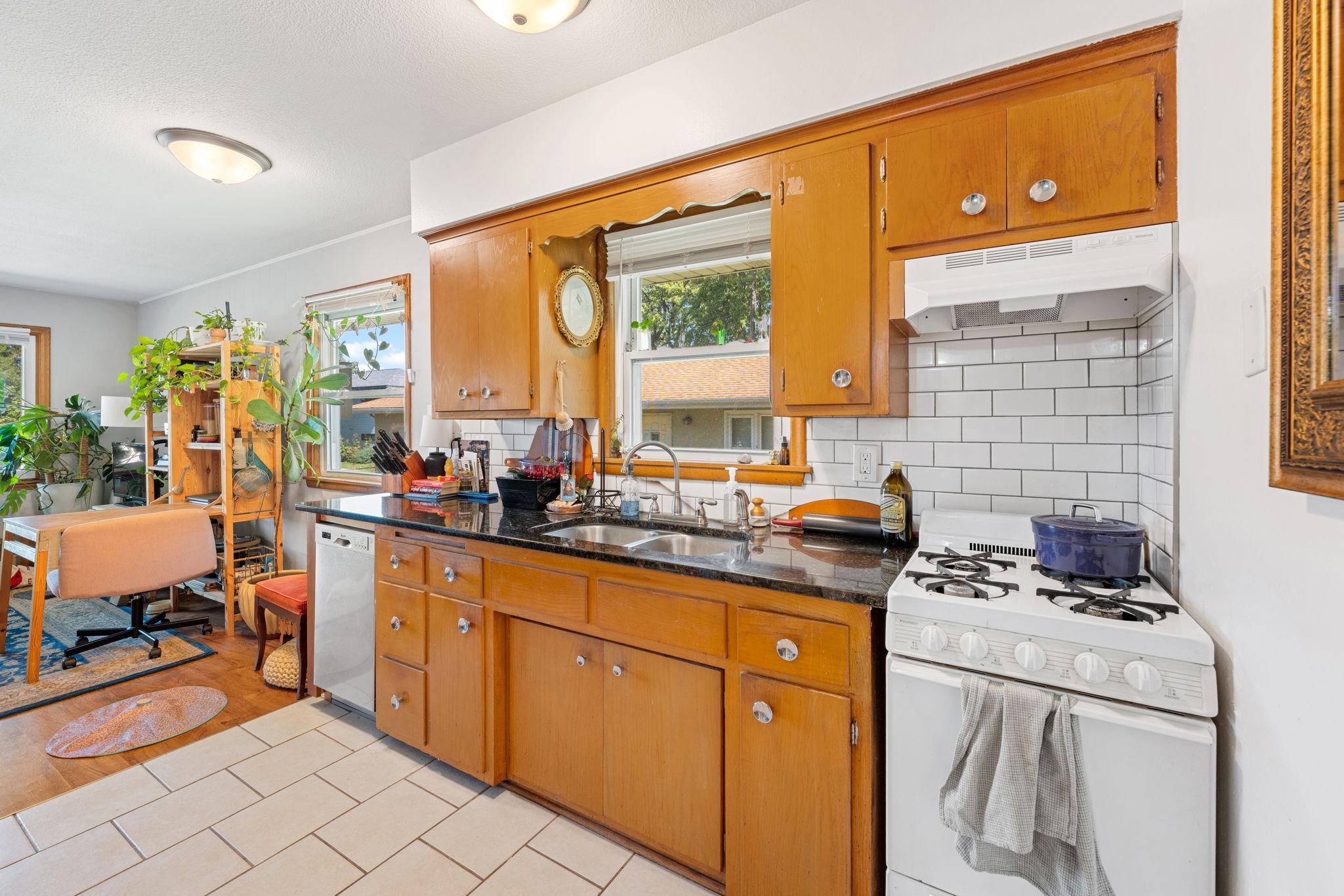 30-web-or-mls-338-ne-18th-ave.jpg