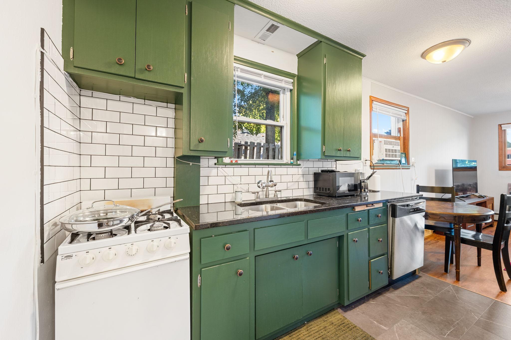 6-web-or-mls-338-ne-18th-ave.jpg