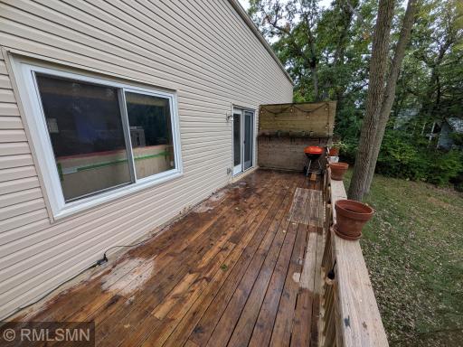 1517 N Innsbruck Drive, Fridley, MN 55432