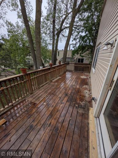 1517 N Innsbruck Drive, Fridley, MN 55432